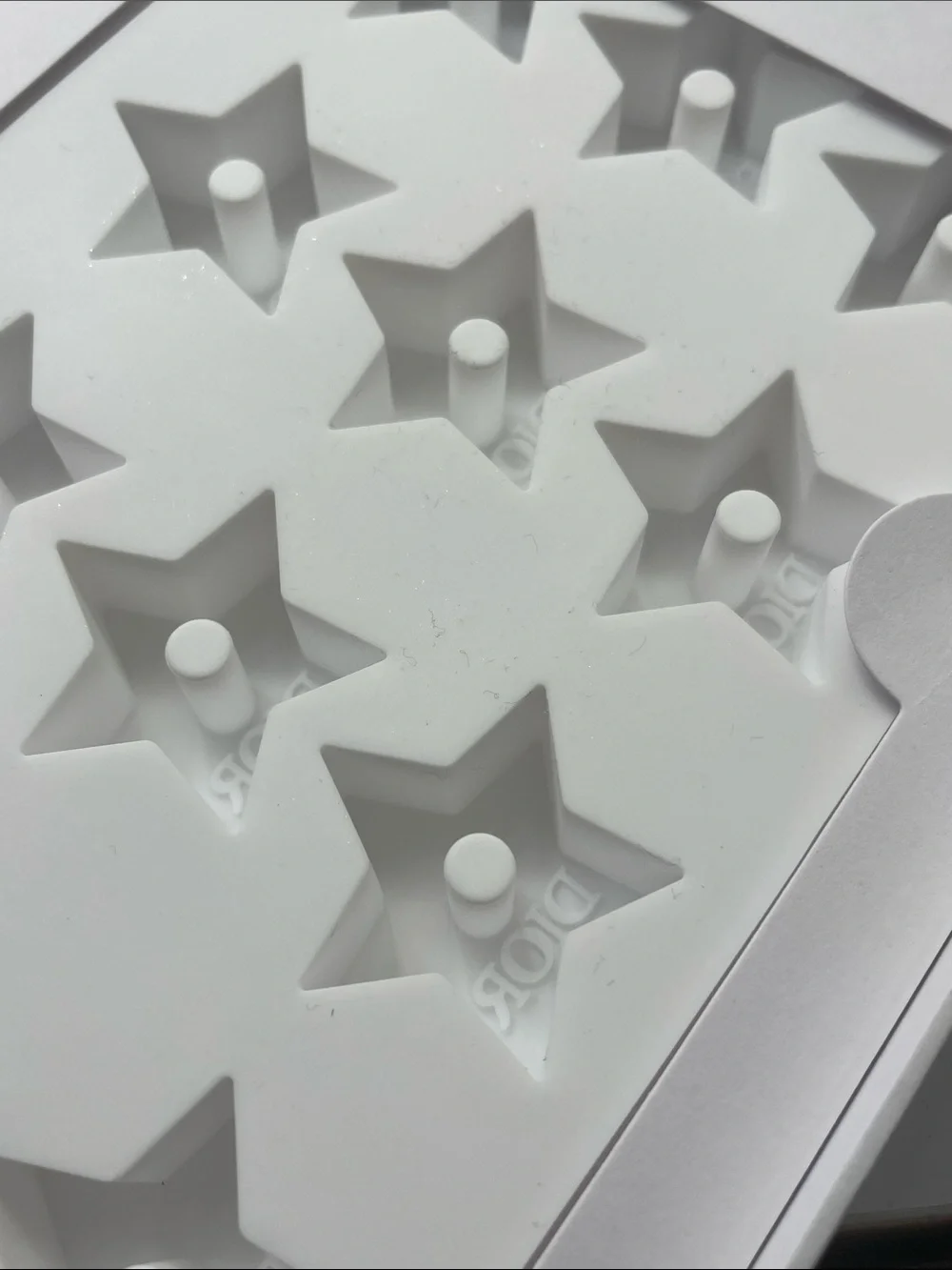 Dior beverage set with silicone star mould and two golden tone stir Rods